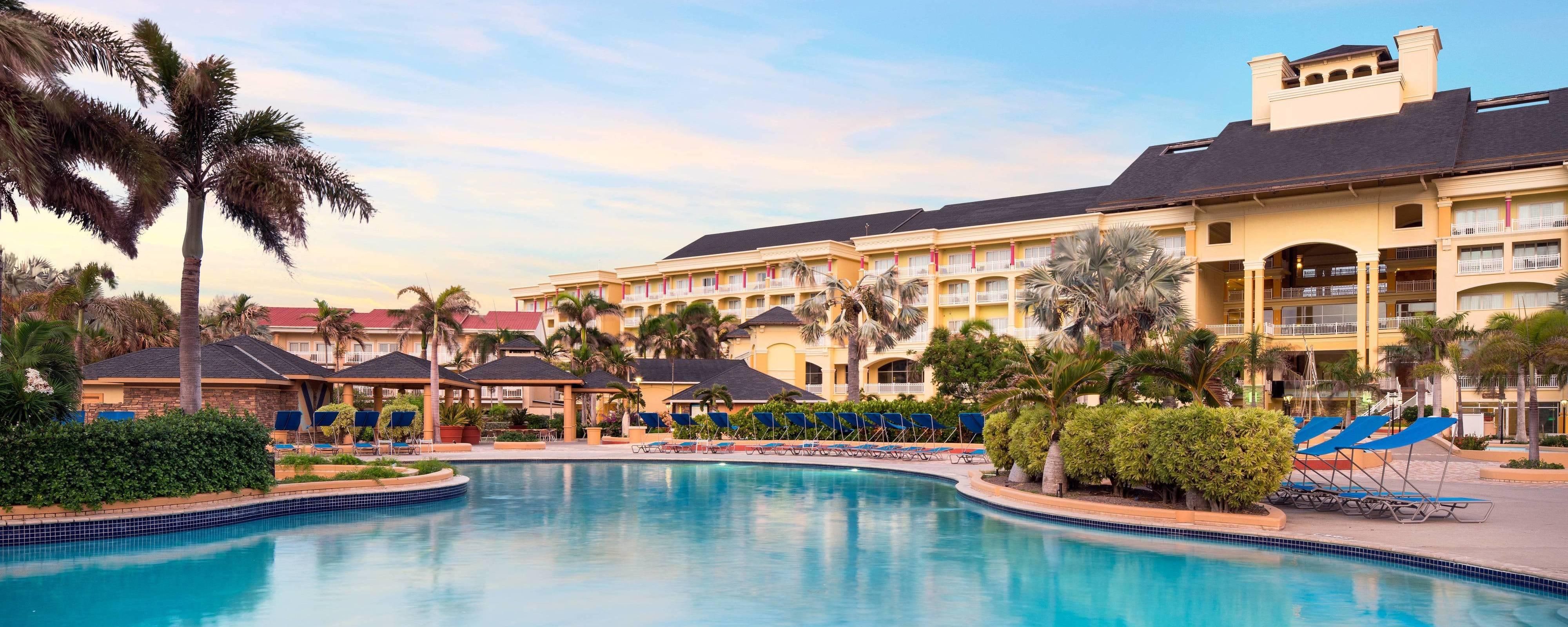 Saint Kitts &amp; Nevis